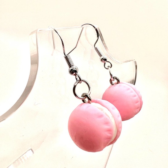 Macaron Cookie Earrings - Snack Earrings - Novelty Earrings- Food Earrings - Picture 3 of 11